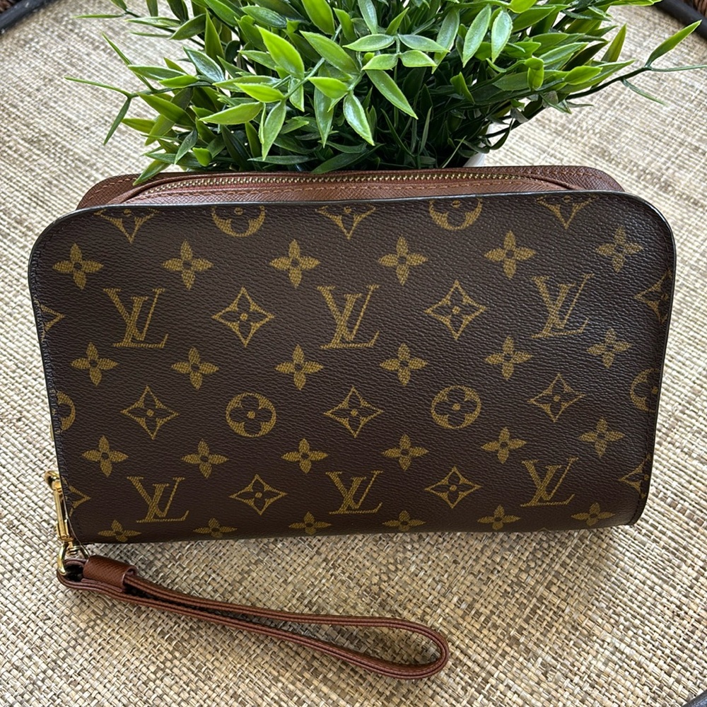 Louis Vuitton Orsay Clutch or Wristlet